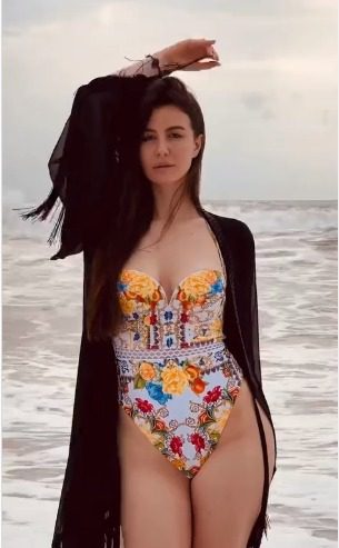 Giorgia Andriani takes a storm over the internet with her new Bikini video from her mini-vacation in Goa